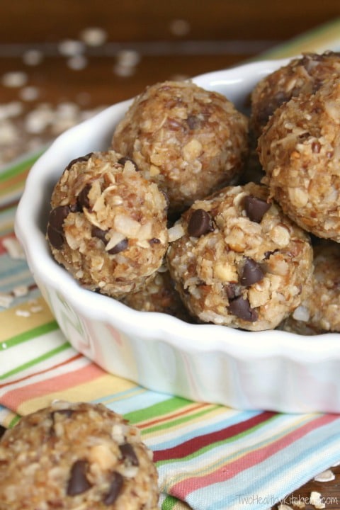 Quick and Healthy Snack Bites Recipe {www.TwoHealthyKitchens.com}