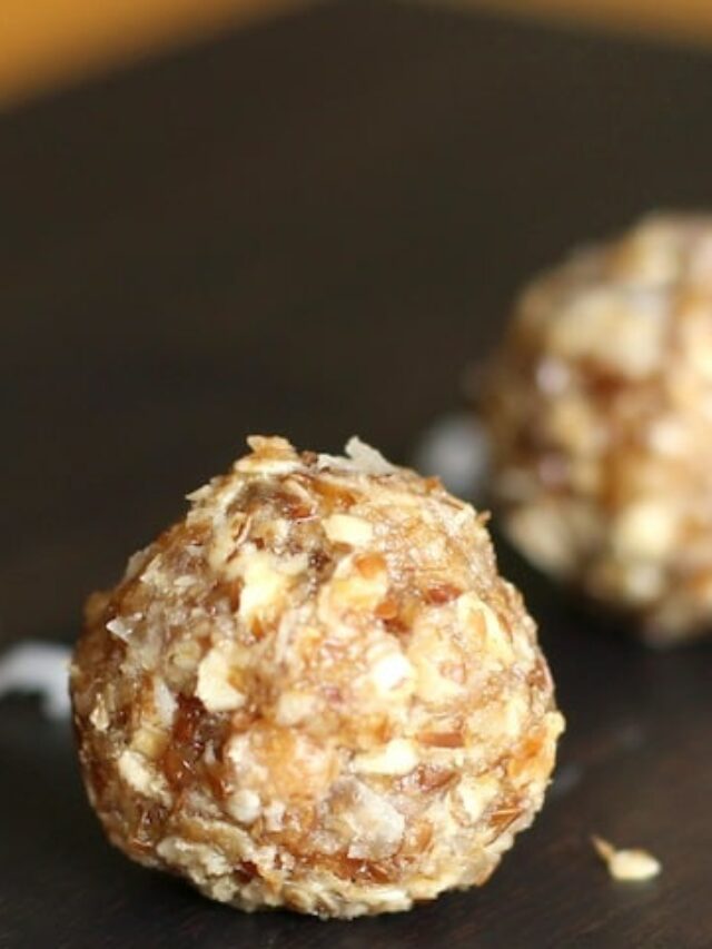 No-Bake Maple-Walnut Oatmeal Snack Bites Recipe {www.TwoHealthyKitchens.com}