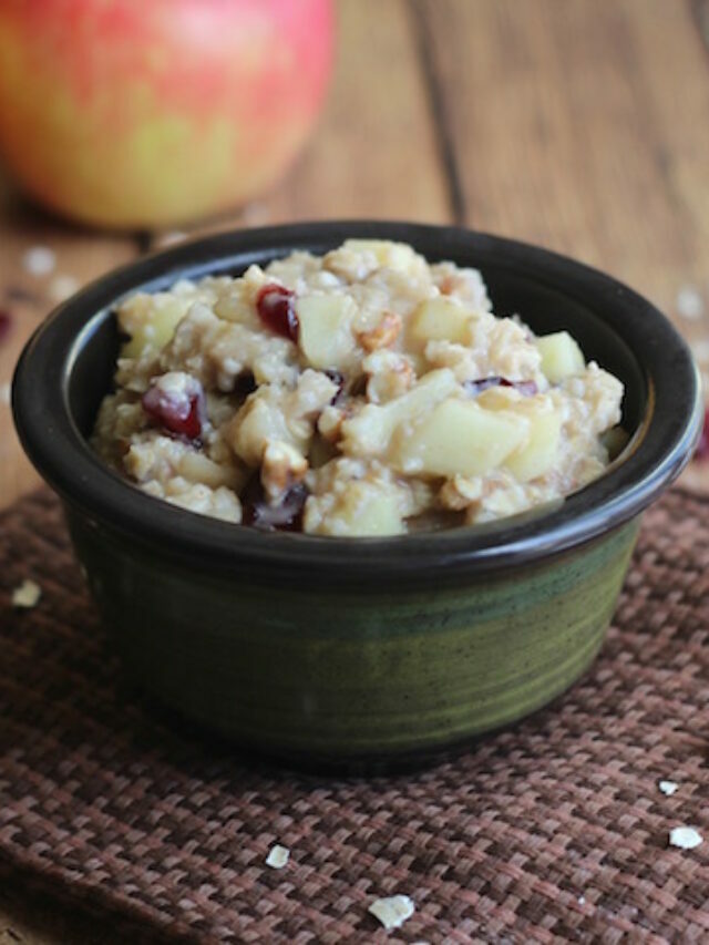 Apple Pie Oatmeal Story