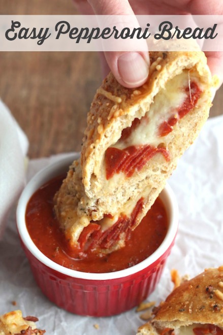 Easy Pepperoni Bread Recipe {www.TwoHealthyKitchens.com}