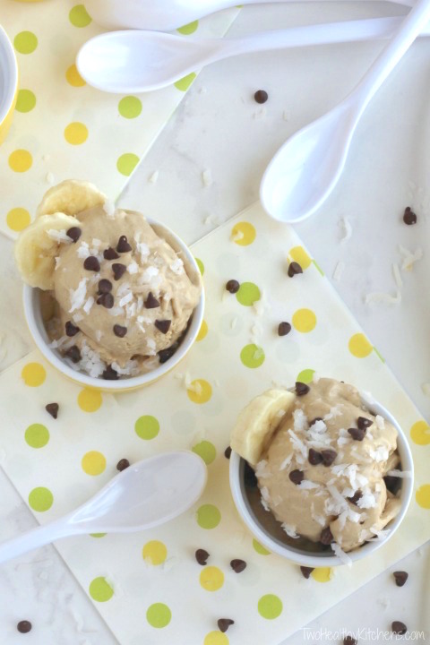 "Instant" Peanut Butter-Banana Ice Cream (Just 5 Minutes and 5 Ingredients!) {www.TwoHealthyKitchens.com}