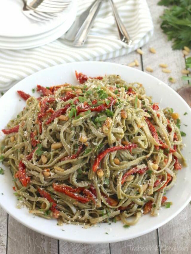 Spinach Spaghetti with Sun-Dried Tomatoes Story