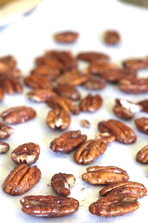 Easy Candied Pecans Recipe (Just 5 Minutes and 4 Ingredients!) {www.TwoHealthyKitchens.com}