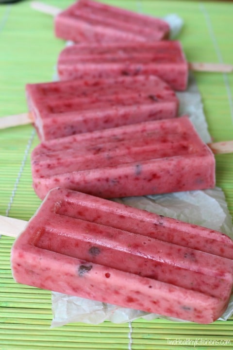 Strawberry Sundae Yogurt Ice Pops Recipe {www.TwoHealthyKitchens.com}