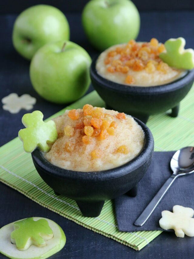 Sweetened Pot o’ Gold Applesauce Story