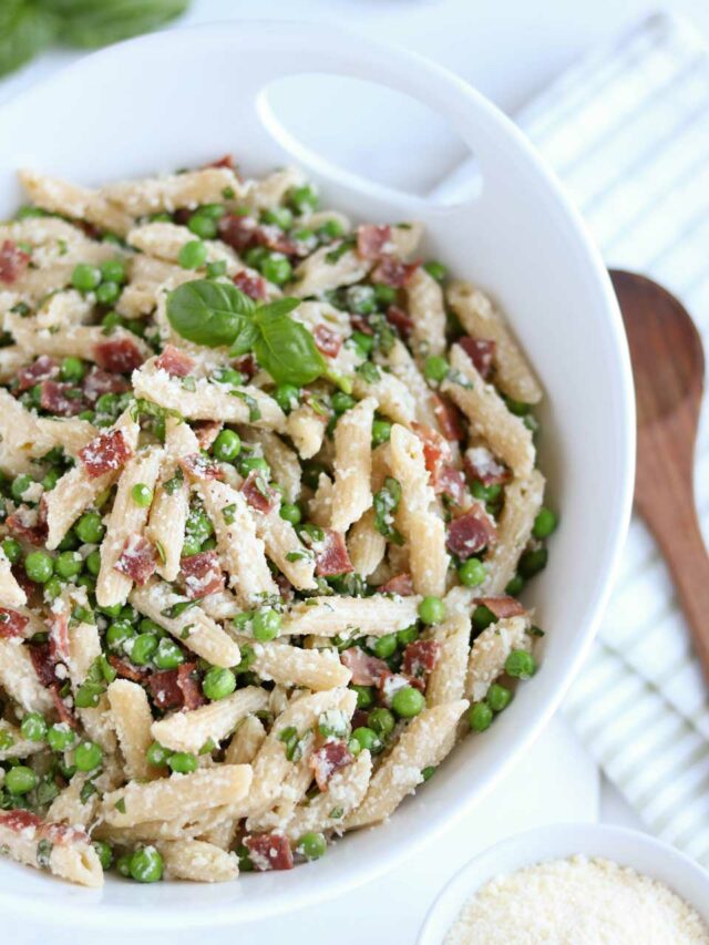 cropped-Pasta-with-Peas-and-Bacon-Serving-Bowl-Hero.jpg