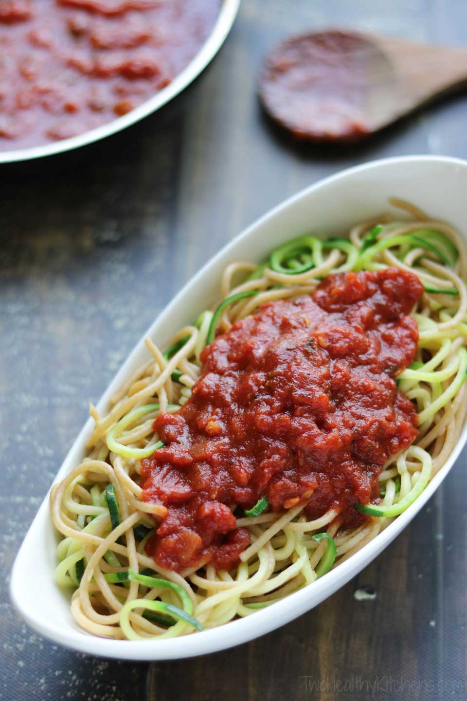 This zoodles recipe should work beautifully with pretty much any sauce you typically use with regular-old spaghetti. Here we’ve topped it with a simple marinara, but feel free to get creative!