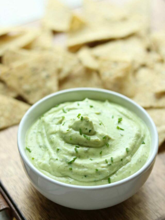 5-Minute Avocado Ranch Dip with Greek Yogurt Story