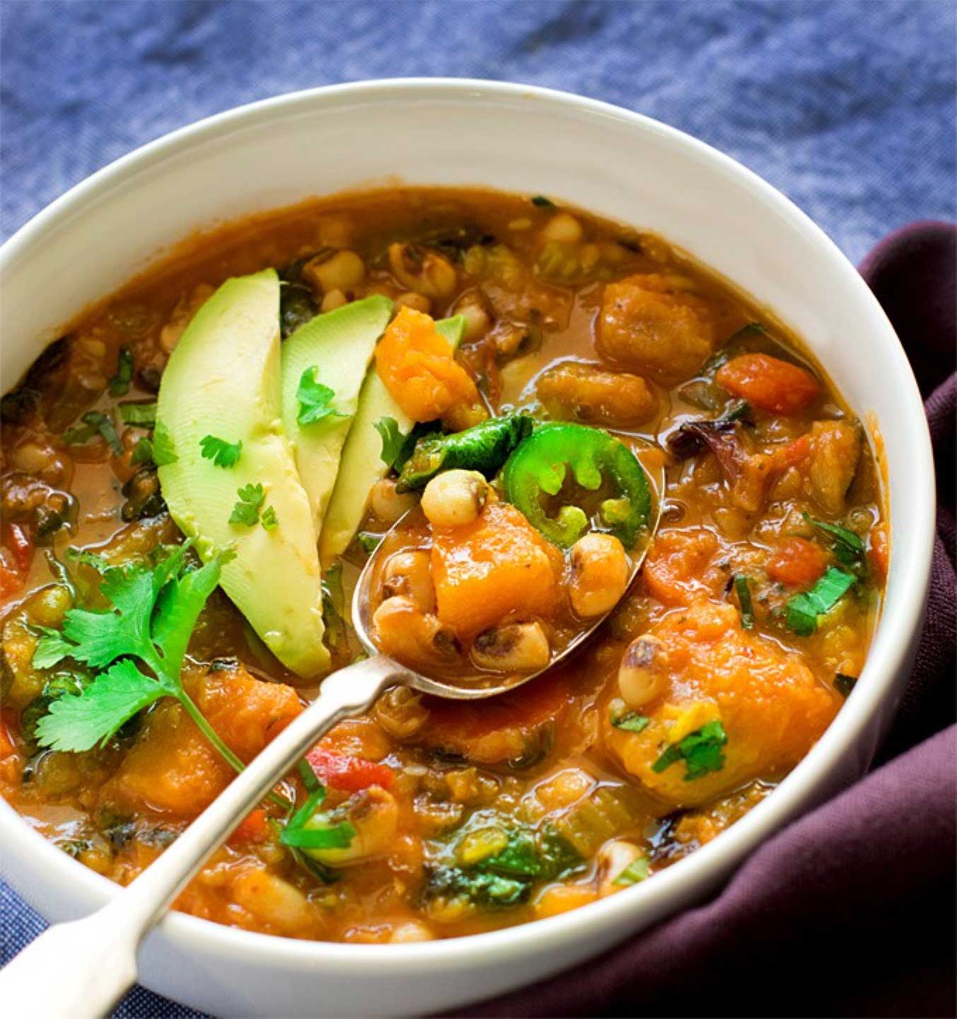 Chili doesn’t have to include meat to be delicious! Case in point: this Instant Pot Black Eyed Peas Lentils Butternut Squash Chili from Khushbooat Carve Your Craving! We’ve got plenty more vegan and vegetarian chili ideas for you (plus chicken, turkey and beef chili, too)! Be sure to check out all the yummy recipes!
