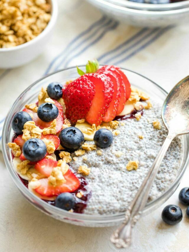 Chia Pudding with Coconut Milk and Berries