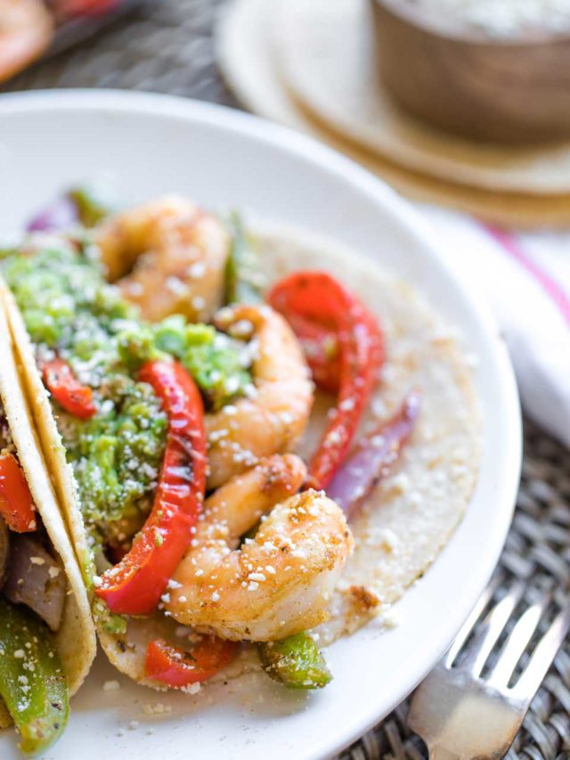 Sheet Pan Shrimp Fajitas