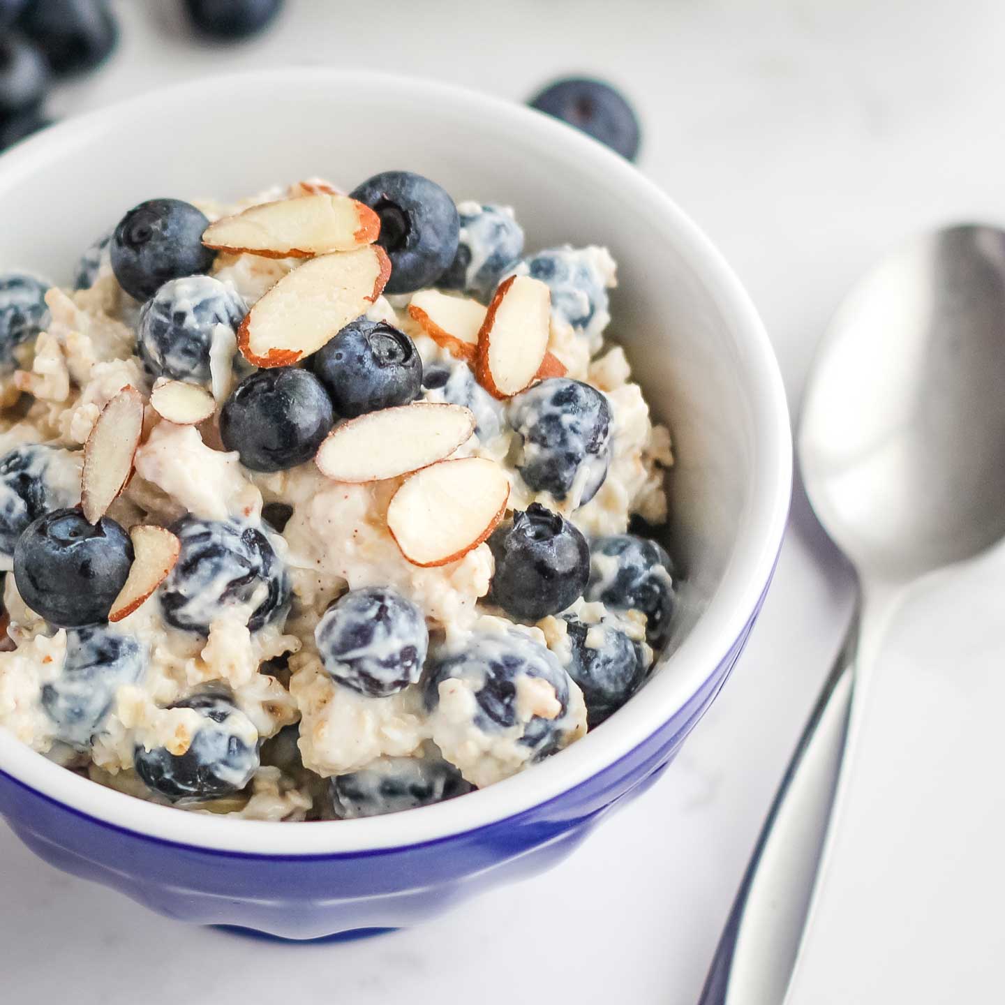 Easy Blueberry Overnight Oats | A 5-Minute Make-Ahead Power Breakfast!