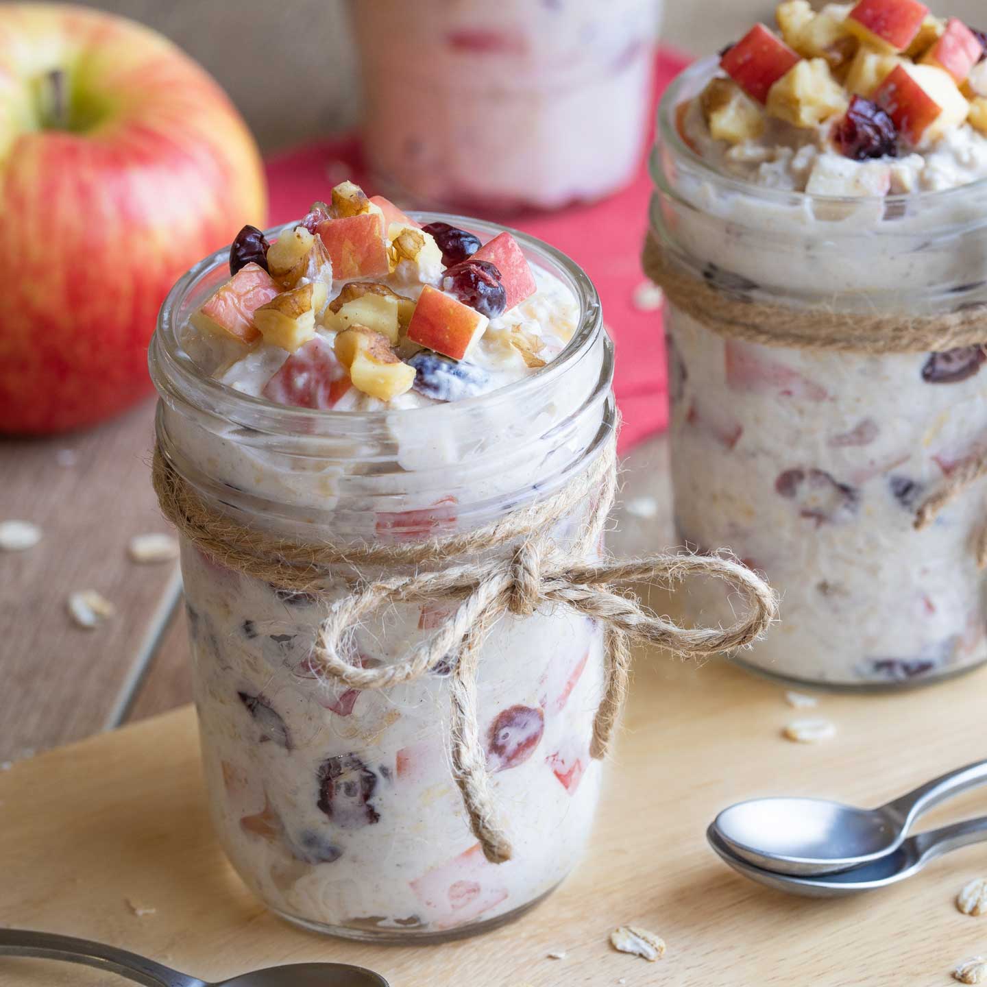 10Minute, NoCook Overnight Oats with Apples, Cranberries and Cinnamon