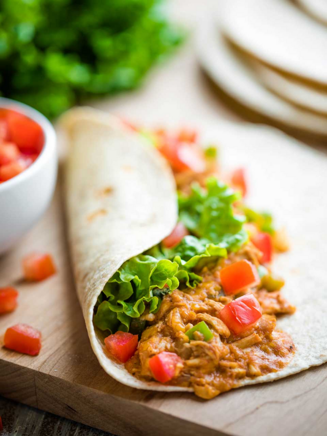 Easy, Cheesy BBQ Chicken Wraps Story