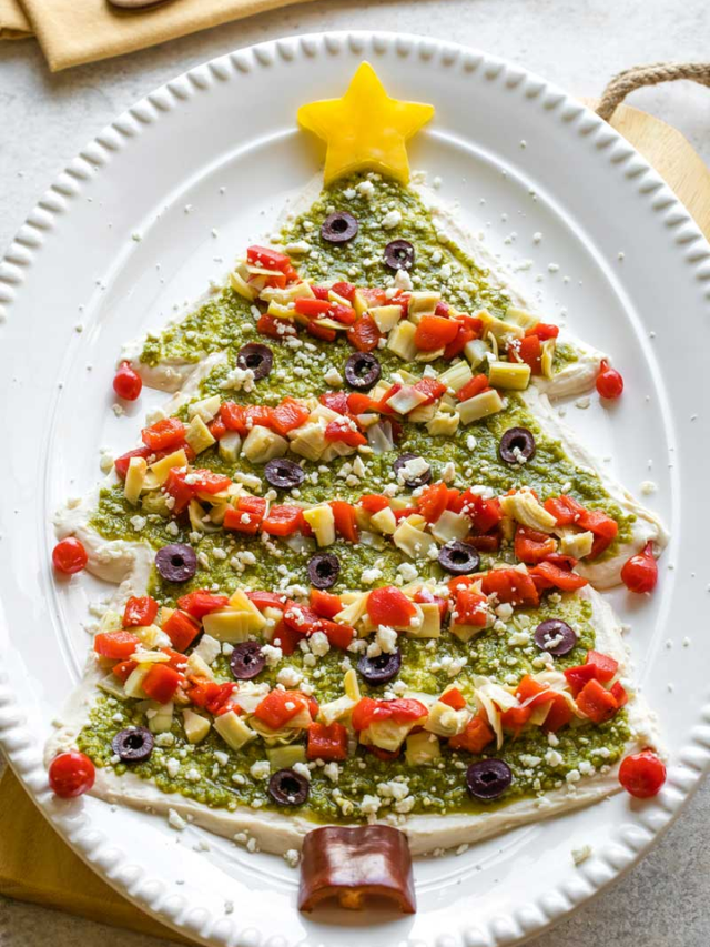 https://twohealthykitchens.com/wp-content/uploads/2022/10/Christmas-Tree-Dip-Cover-image.png