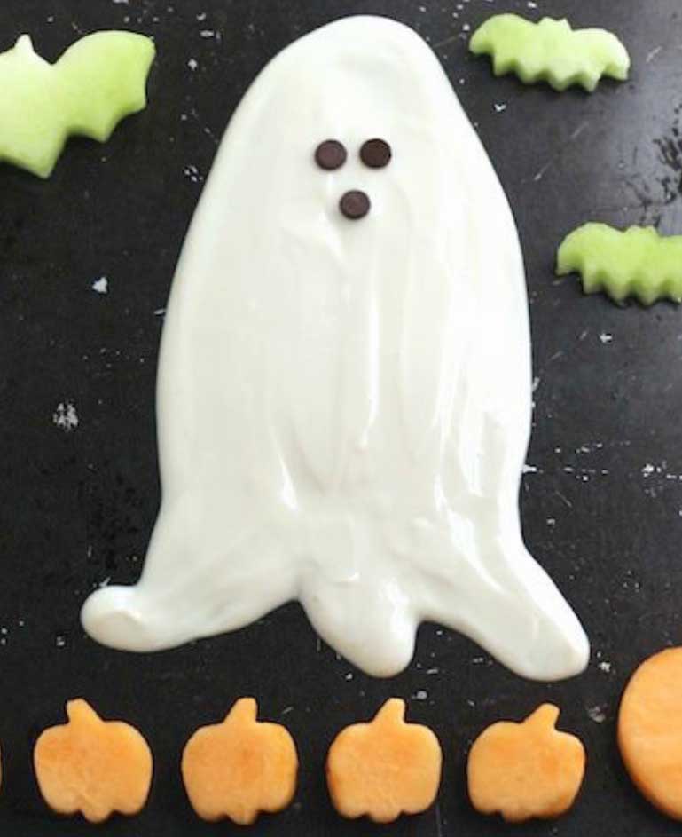 31 Halloween Fruit Recipes Fun Ideas For Spooky Snacks Treats   Ghostly Halloween Fruit Dip 