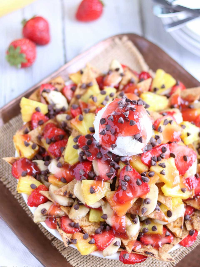 Delicious Banana Split Grilled Dessert Nachos Story