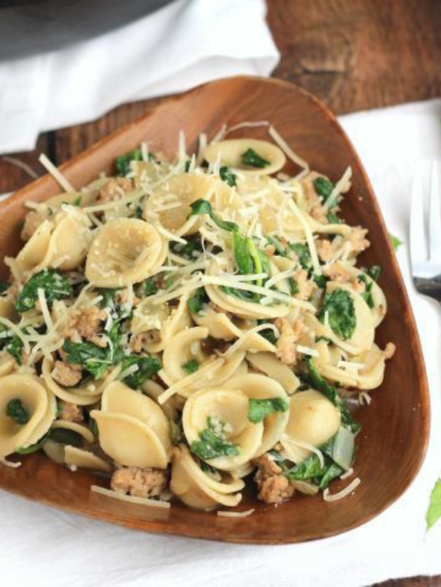 Orecchiette with Sausage and Spinach Cover image