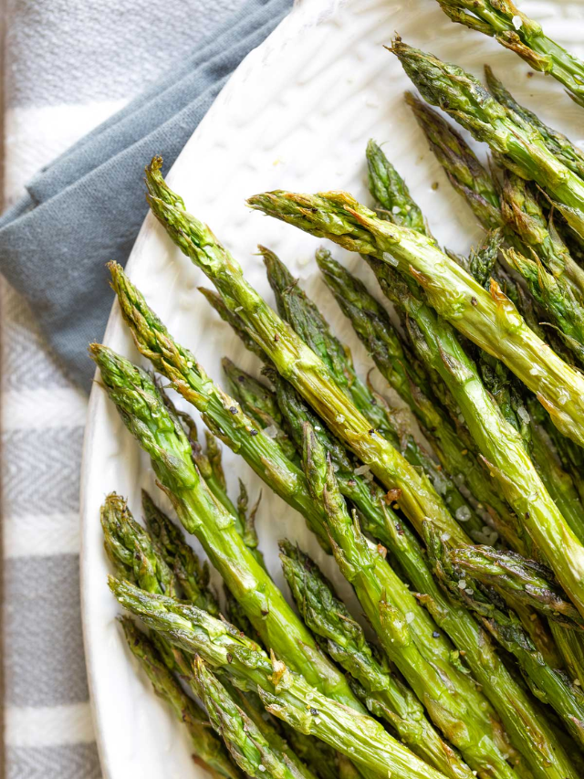 Ultra Easy Air Fryer Asparagus Story