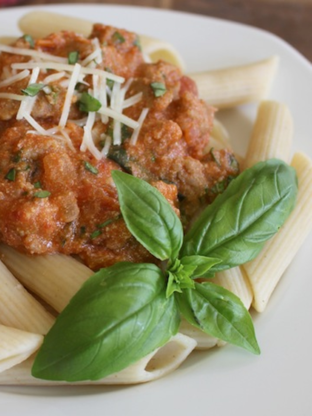 Creamy Tomato and Sausage Pasta Cover image