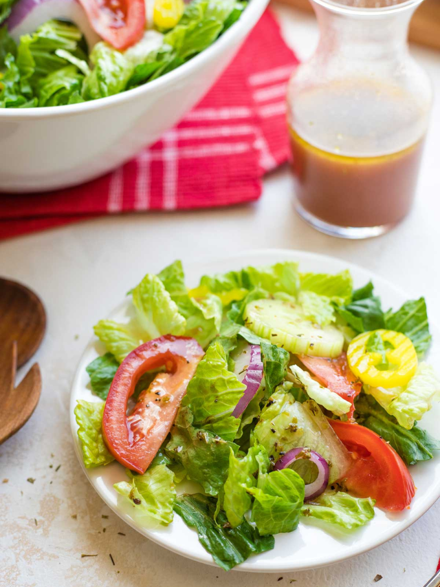 Ultra-Simple Red Wine Vinaigrette Story